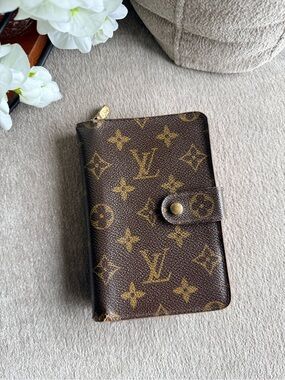 Louis Vuitton Monogram Canvas Brown Passport Wallet Authentic